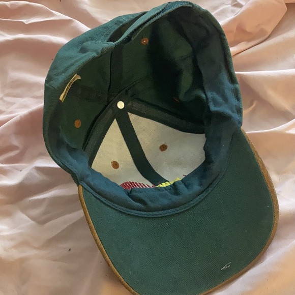 Workwear cap with faux brushed leather brim - Picture 4 of 4